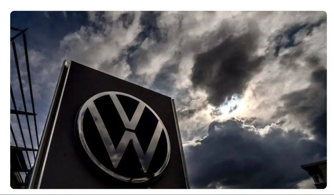 Les ouvriers de neuf usines Volkswagen ont commencé ce lundi 2 décembre une grève :