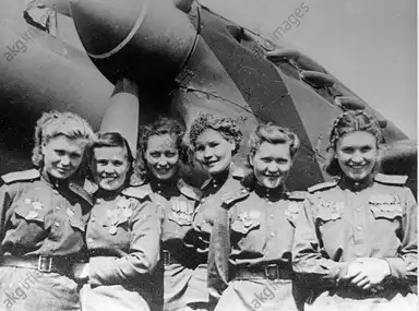 Aviatrices du 125e régiment aérien de bombardiers de la Garde