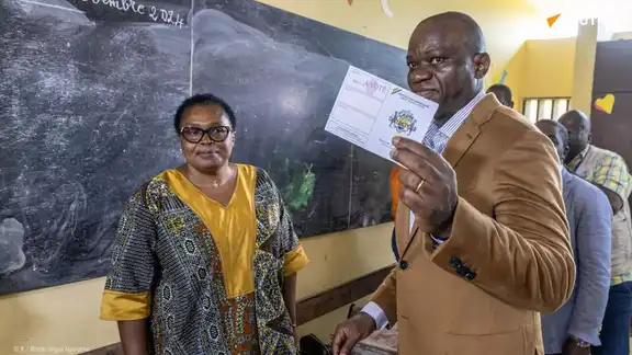 Le président Oligui Nguéma entouré de dirigeants africains lors de son investiture à Libreville
