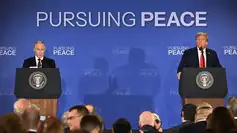 Conférence de presse conjointe de Vladimir Poutine et Donald Trump sur la paix et la coopération internationale