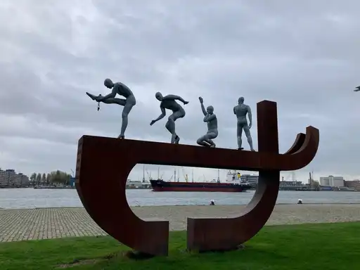 Monument en mémoire de la traite négrière et de son abolition