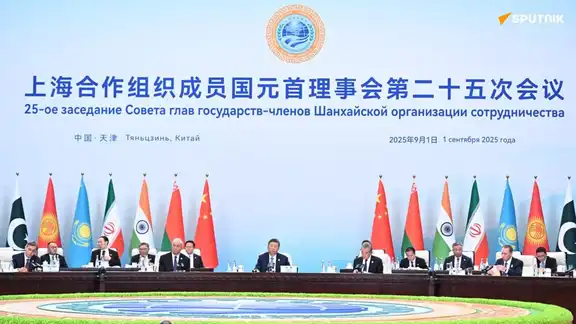 Xi Jinping et les dirigeants de l’OCS lors du sommet de Tianjin consacré à la gouvernance mondiale.