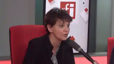 Invitée de France Terre d’Asile lors d’un débat radio sur la régularisation des sans-papiers