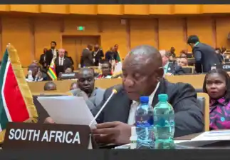 Représentant sud-africain intervenant sur la situation en RDC