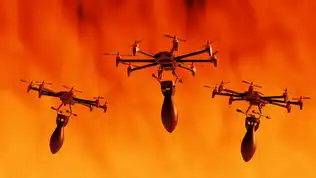 Trois drones militaires transportant des obus sur un fond orange enflammé.