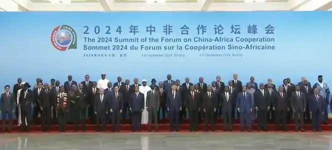 Photo de groupe des dirigeants au Sommet 2024 du Forum sur la Coopération Sino-Africaine à Pékin.