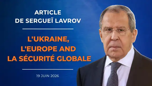 Portrait du ministre russe Sergueï Lavrov sur fond bleu avec titre sur la sécurité globale.